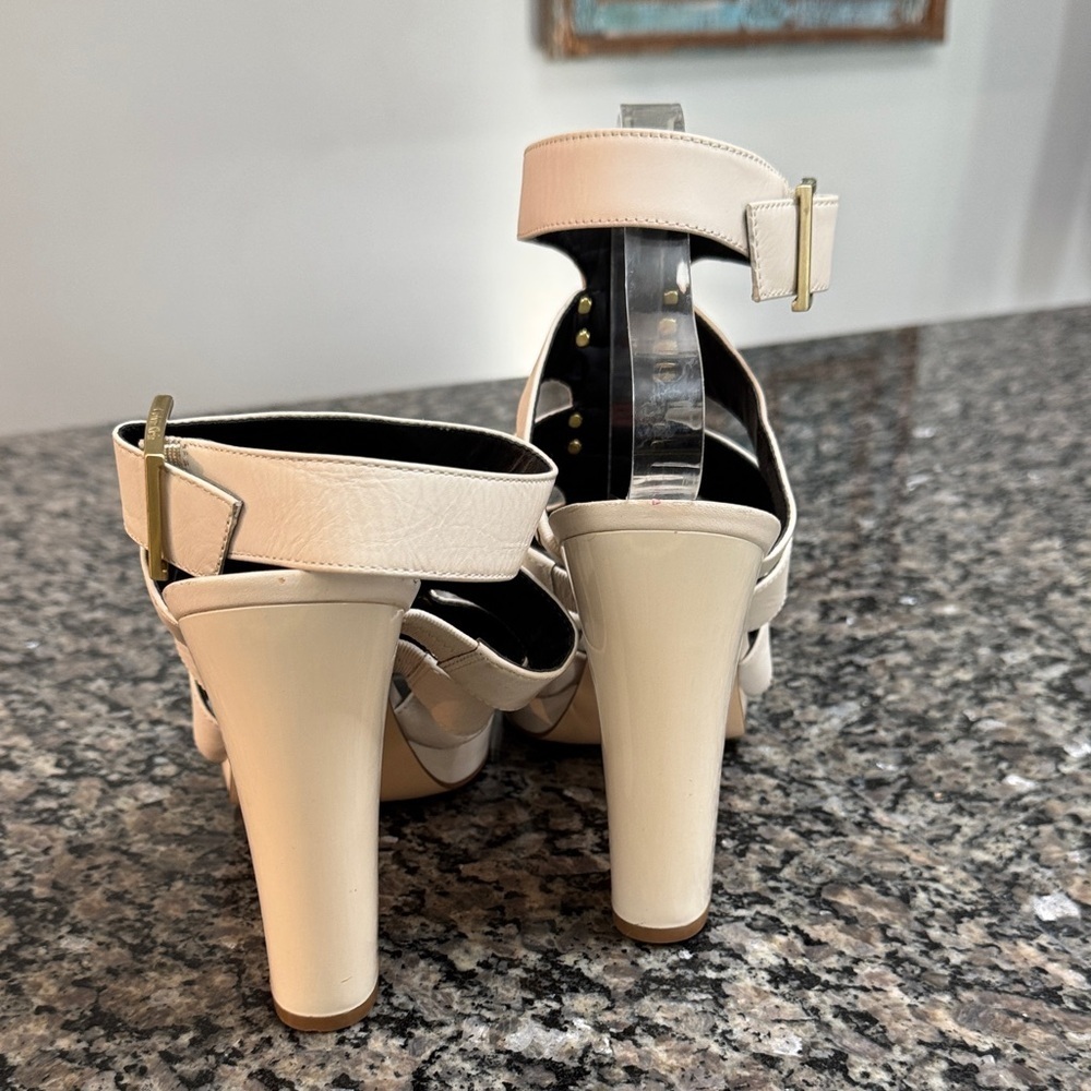 Calvin Klein White chunky Heels with Gold Accents EUC 11 - Picture 10 of 16
